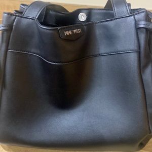 Women’s Nine West hand bag.